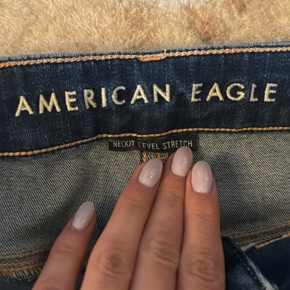 American Eagle Outfitters Dark Wash Jeans - Picture 3 of 7